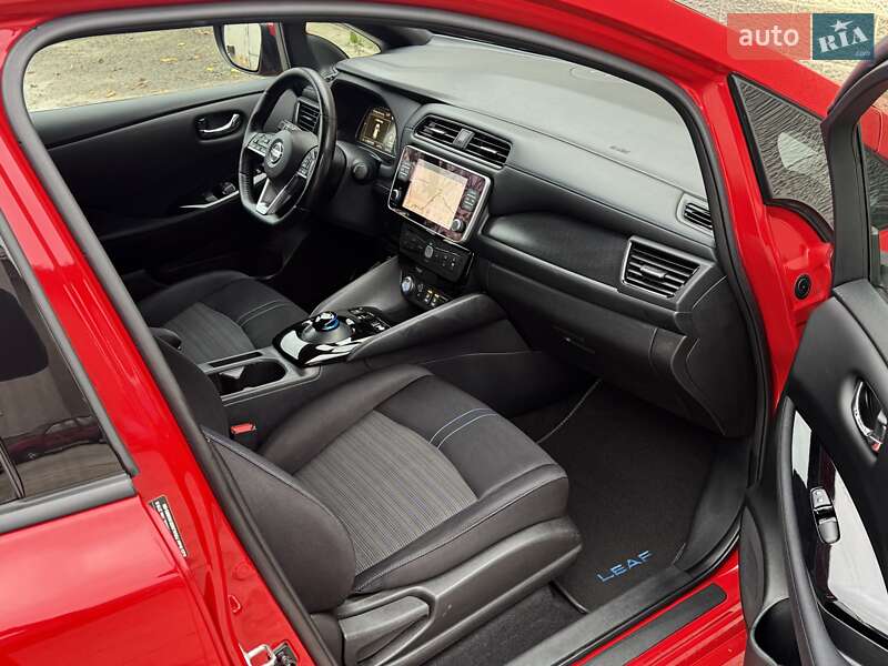 Хэтчбек Nissan Leaf 2020 в Днепре фото 8 Хэтчбек Nissan Leaf 2020 в Днепре