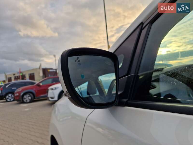 Хэтчбек Nissan Leaf 2022 в Виннице