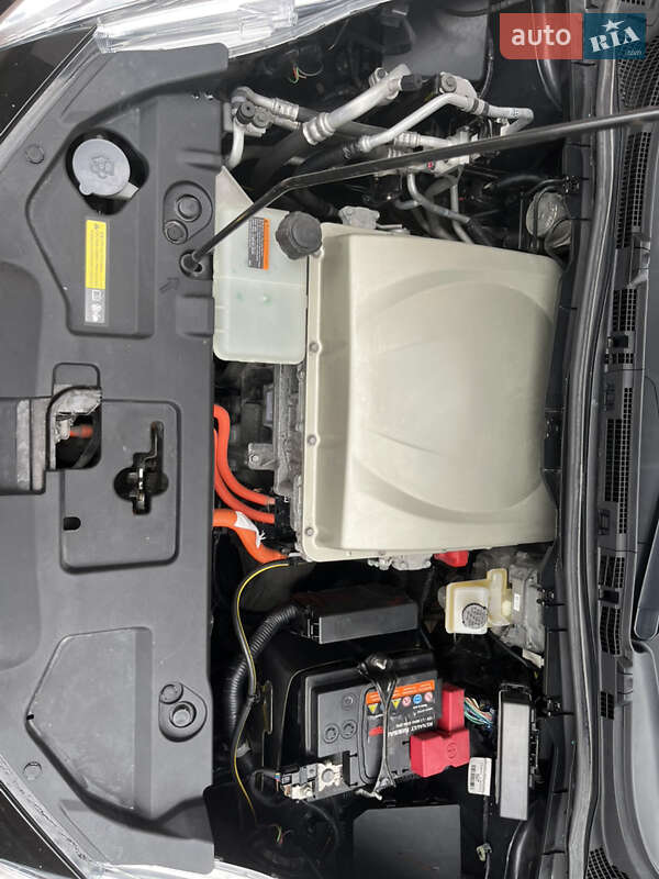 Хетчбек Nissan Leaf 2016 в Полтаві