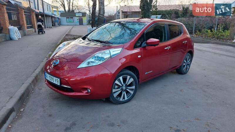 Хэтчбек Nissan Leaf 2016 в Фастове