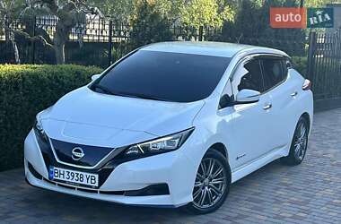 Хетчбек Nissan Leaf 2018 в Білгороді-Дністровському