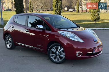 Хетчбек Nissan Leaf 2013 в Рівному