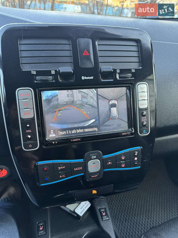 Хэтчбек Nissan Leaf 2014 в Ровно