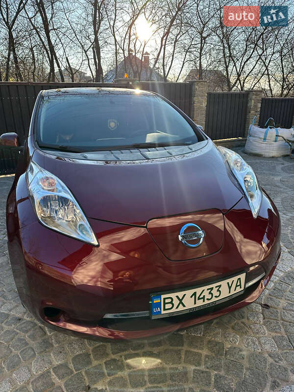 Хетчбек Nissan Leaf 2017 в Хмельницькому фото 35 Хетчбек Nissan Leaf 2017 в Хмельницькому