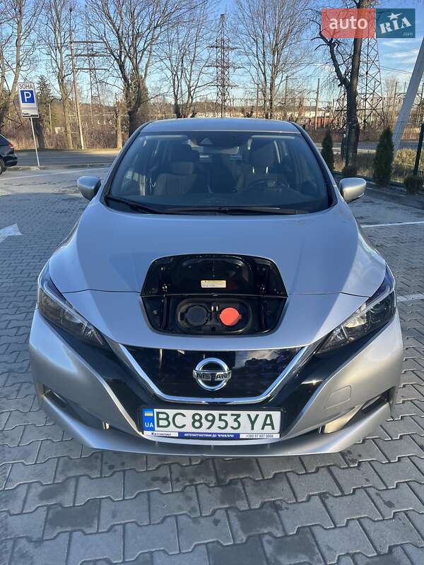 Хэтчбек Nissan Leaf 2020 в Ивано-Франковске