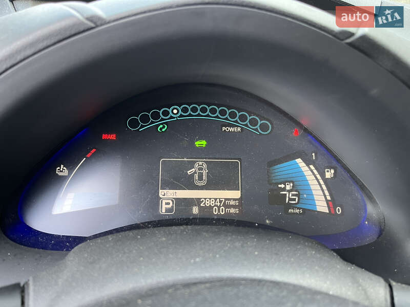 Хэтчбек Nissan Leaf 2015 в Львове