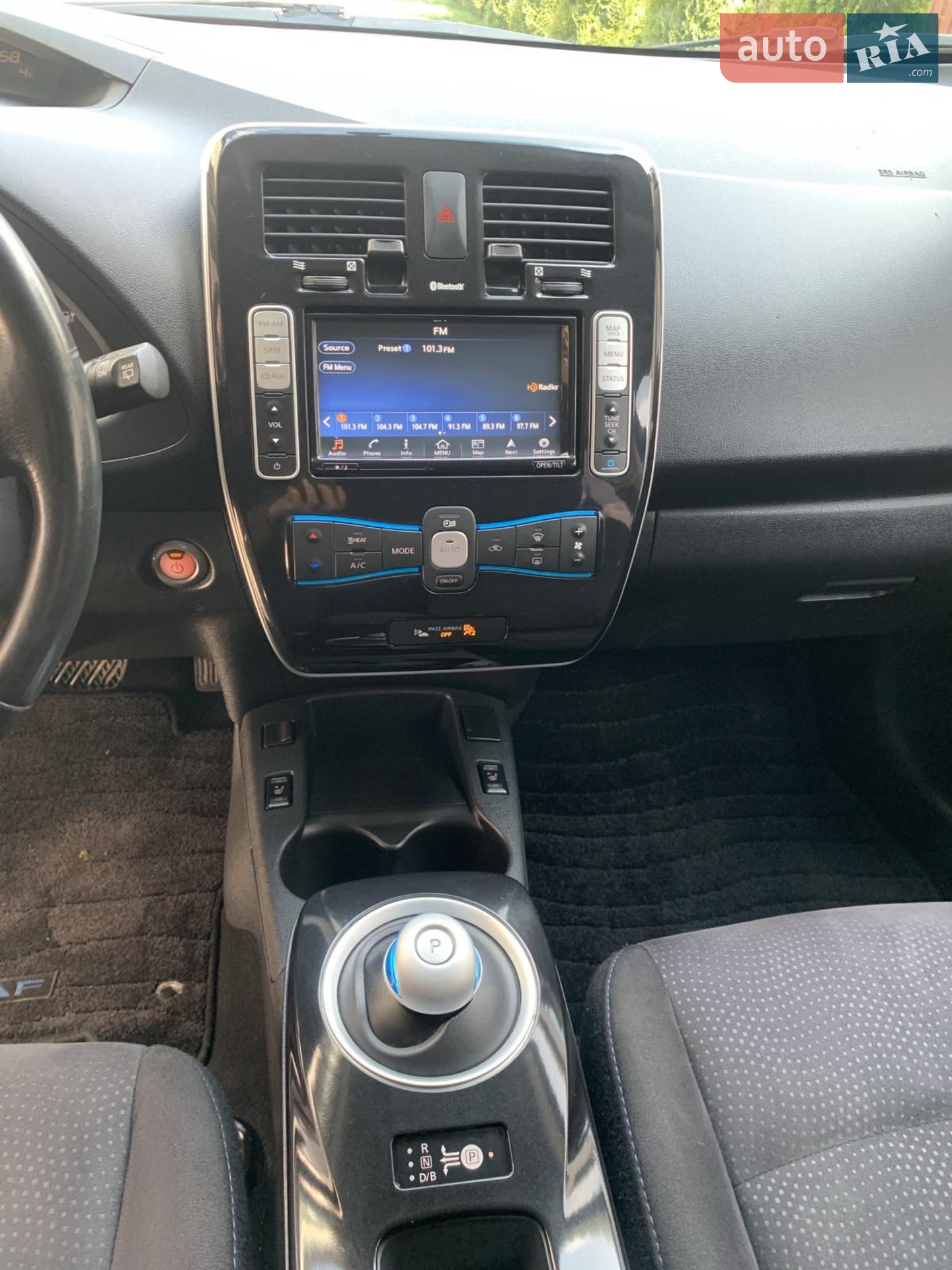 2015 Nissan Leaf - мініатюра 13
