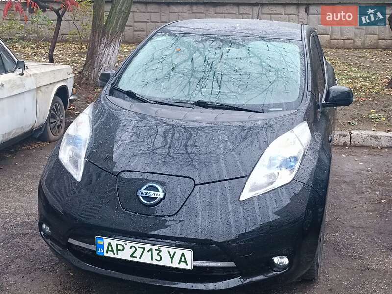Хэтчбек Nissan Leaf 2015 в Запорожье фото Хэтчбек Nissan Leaf 2015 в Запорожье