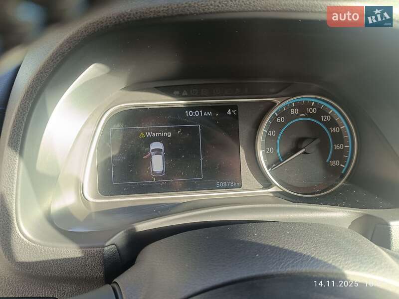 Хэтчбек Nissan Leaf 2019 в Городке фото 11 Хэтчбек Nissan Leaf 2019 в Городке