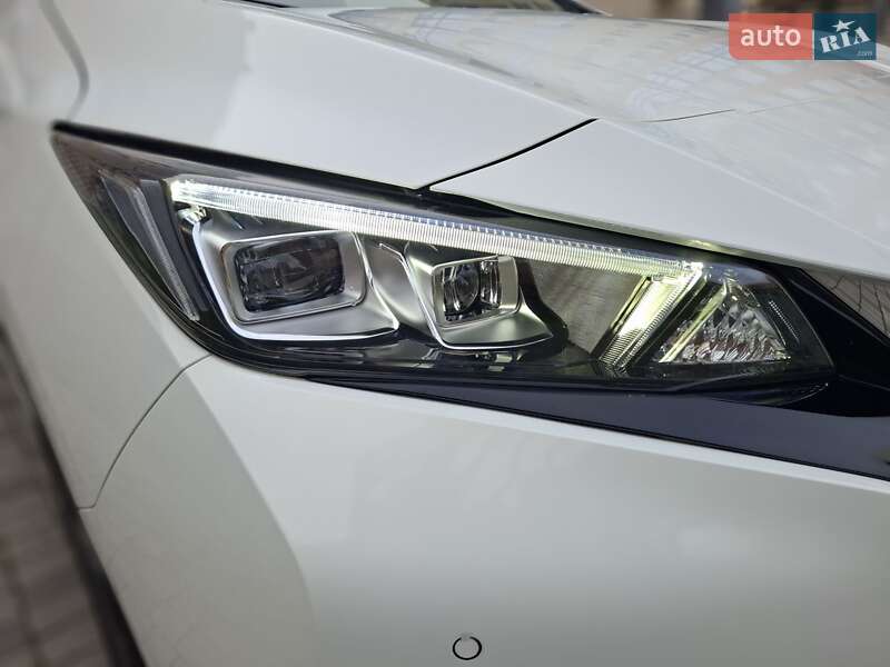 Хэтчбек Nissan Leaf 2020 в Черновцах