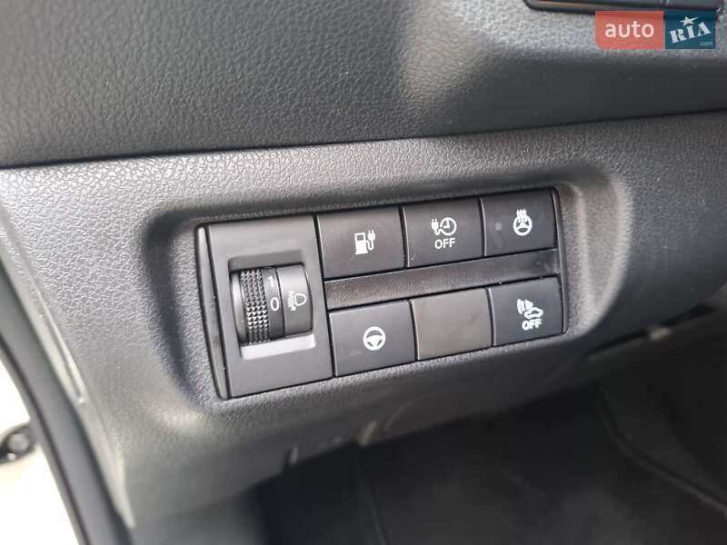 Хэтчбек Nissan Leaf 2020 в Черновцах