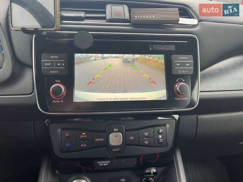 Хэтчбек Nissan Leaf 2019 в Виннице