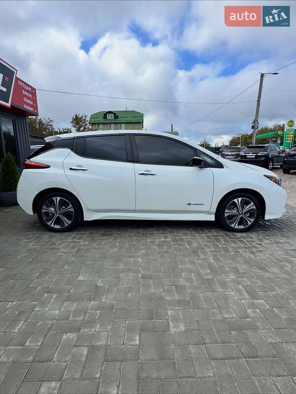 Хетчбек Nissan Leaf 2019 в Кропивницькому фото 6 Хетчбек Nissan Leaf 2019 в Кропивницькому