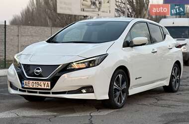 Хетчбек Nissan Leaf 2019 в Дніпрі
