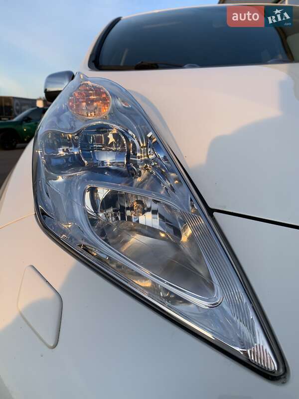 Хэтчбек Nissan Leaf 2014 в Виннице