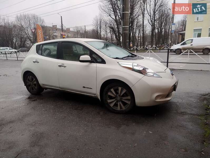 Хэтчбек Nissan Leaf 2016 в Хмельницком фото 2 Хэтчбек Nissan Leaf 2016 в Хмельницком