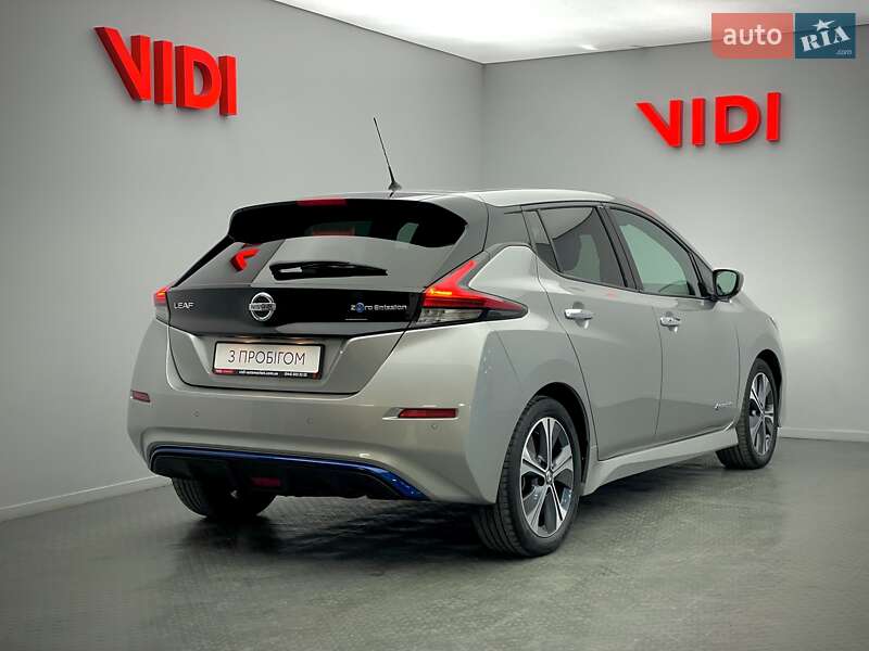 Хэтчбек Nissan Leaf 2018 в Киеве