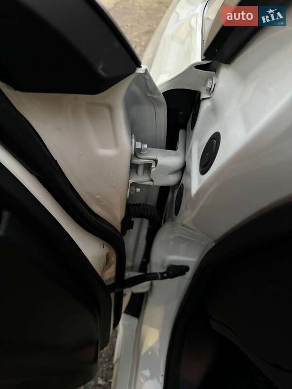 Хетчбек Nissan Leaf 2023 в Дніпрі