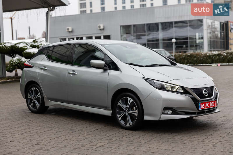 Хэтчбек Nissan Leaf 2022 в Луцке