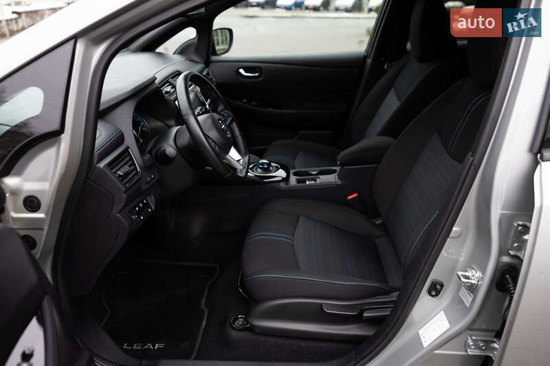 Хэтчбек Nissan Leaf 2022 в Луцке