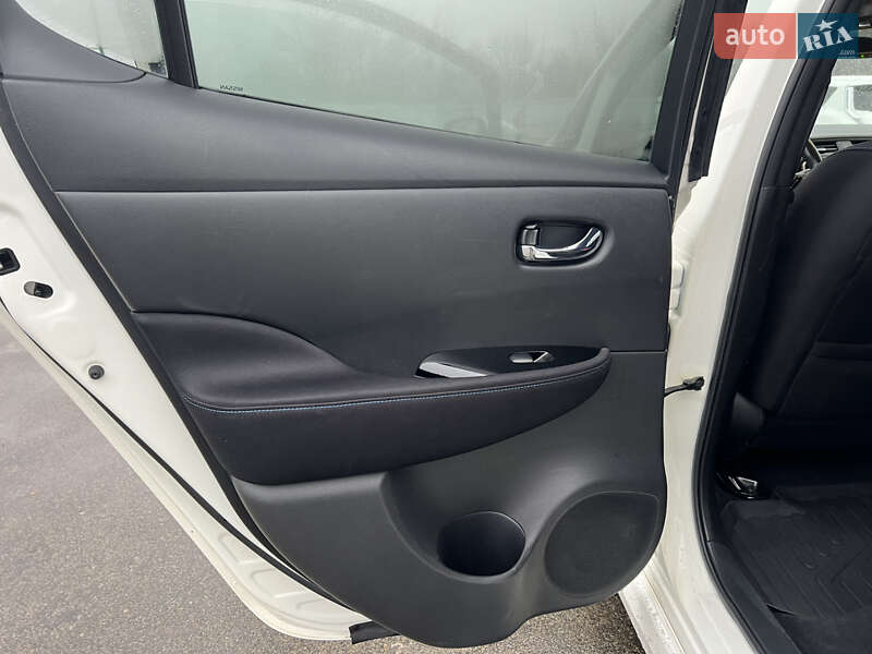 Хетчбек Nissan Leaf 2018 в Харкові