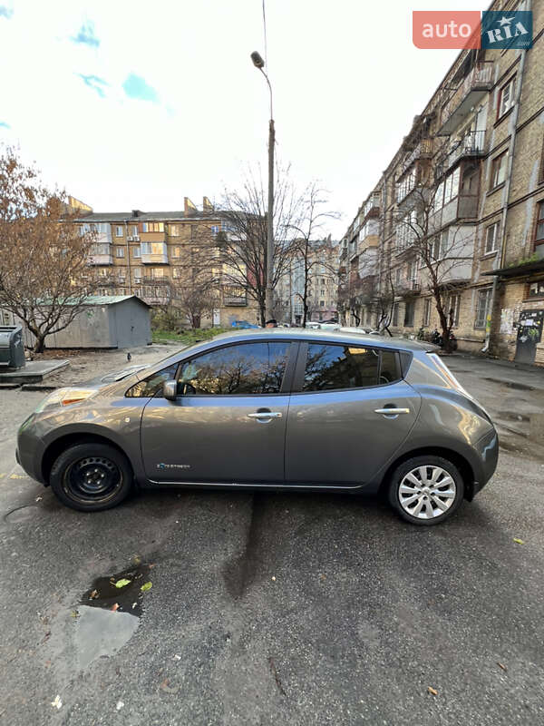 Хетчбек Nissan Leaf 2014 в Києві фото 7 Хетчбек Nissan Leaf 2014 в Києві