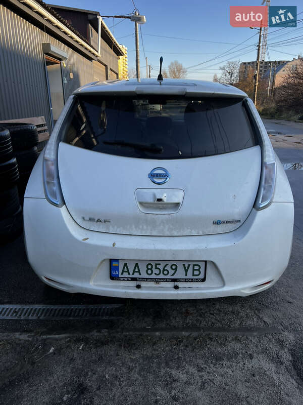 Хэтчбек Nissan Leaf 2014 в Киеве фото 2 Хэтчбек Nissan Leaf 2014 в Киеве