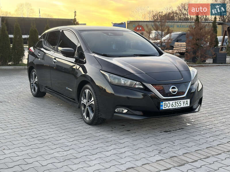 Хэтчбек Nissan Leaf 2018 в Тернополе фото 3 Хэтчбек Nissan Leaf 2018 в Тернополе