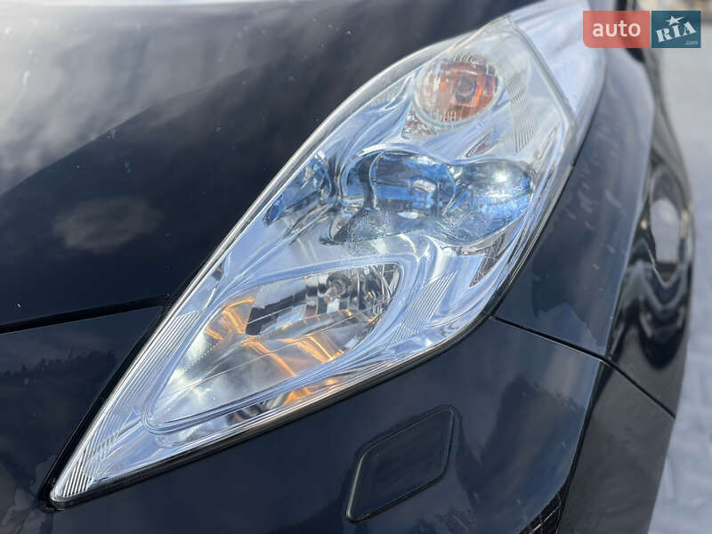 Хетчбек Nissan Leaf 2012 в Володимирі фото 27 Хетчбек Nissan Leaf 2012 в Володимирі