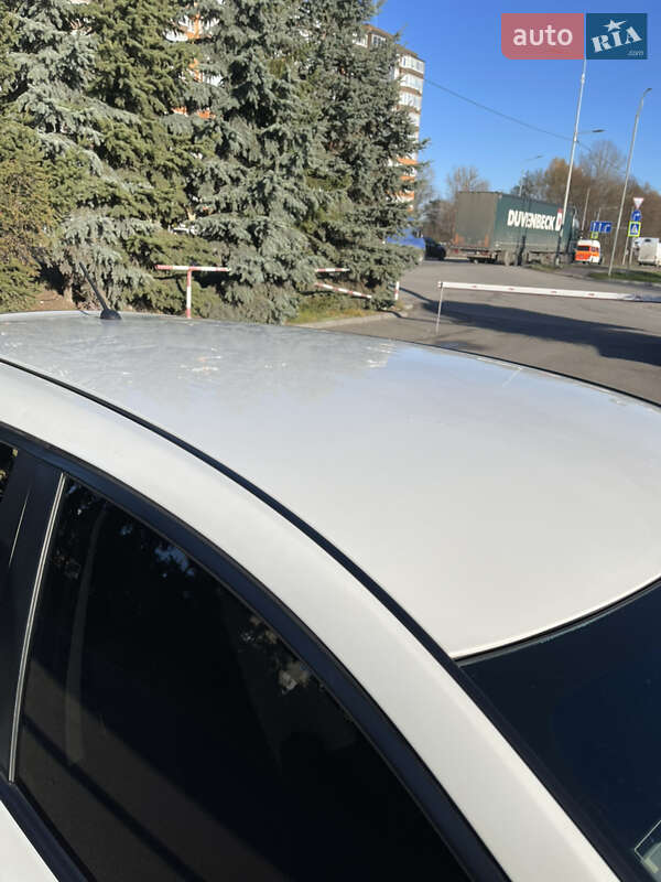 Хэтчбек Nissan Leaf 2015 в Тернополе фото 10 Хэтчбек Nissan Leaf 2015 в Тернополе