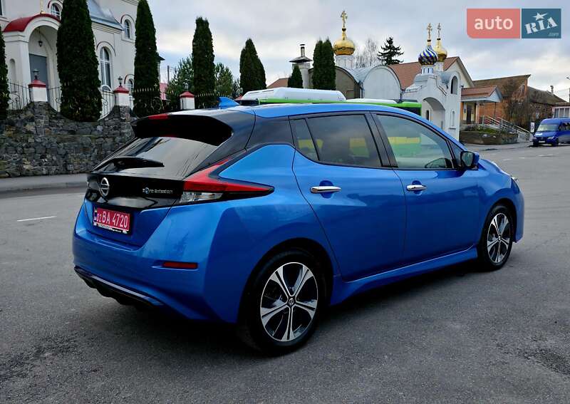 Хэтчбек Nissan Leaf 2021 в Виннице
