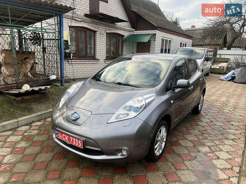 Хэтчбек Nissan Leaf 2014 в Житомире