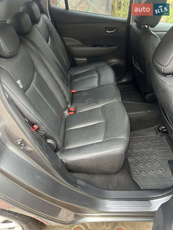 Хэтчбек Nissan Leaf 2014 в Житомире