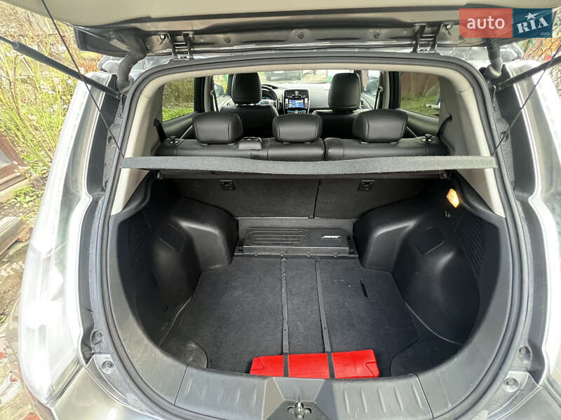 Хэтчбек Nissan Leaf 2014 в Житомире