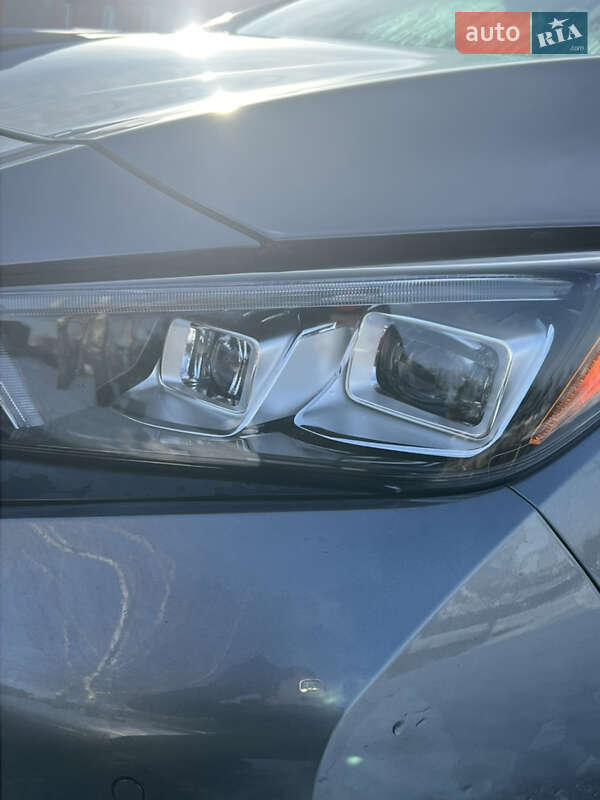 Хетчбек Nissan Leaf 2019 в Городку