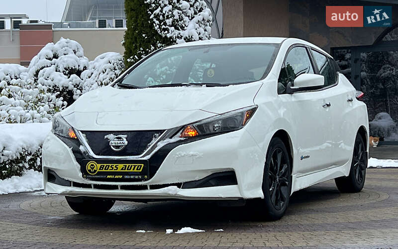 Хэтчбек Nissan Leaf 2019 в Львове