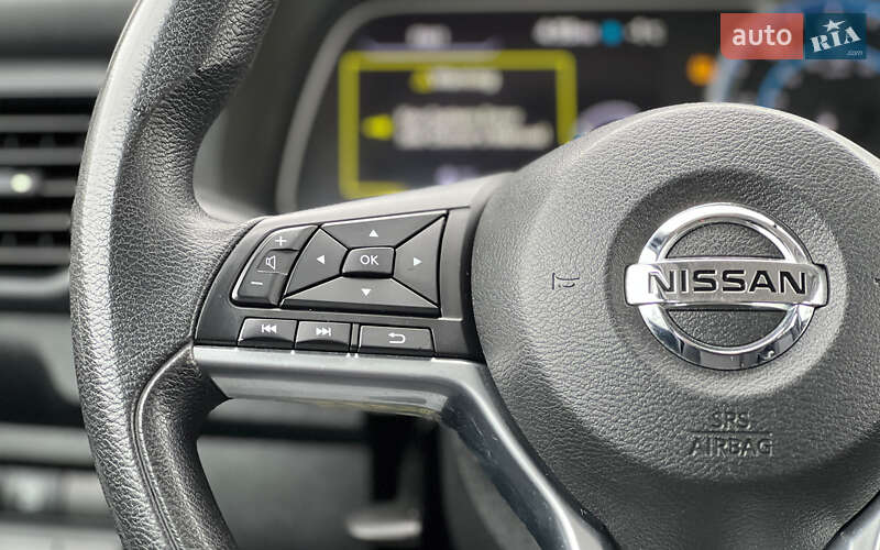 Хэтчбек Nissan Leaf 2019 в Львове