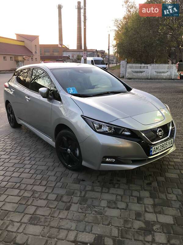Хэтчбек Nissan Leaf 2021 в Звягеле