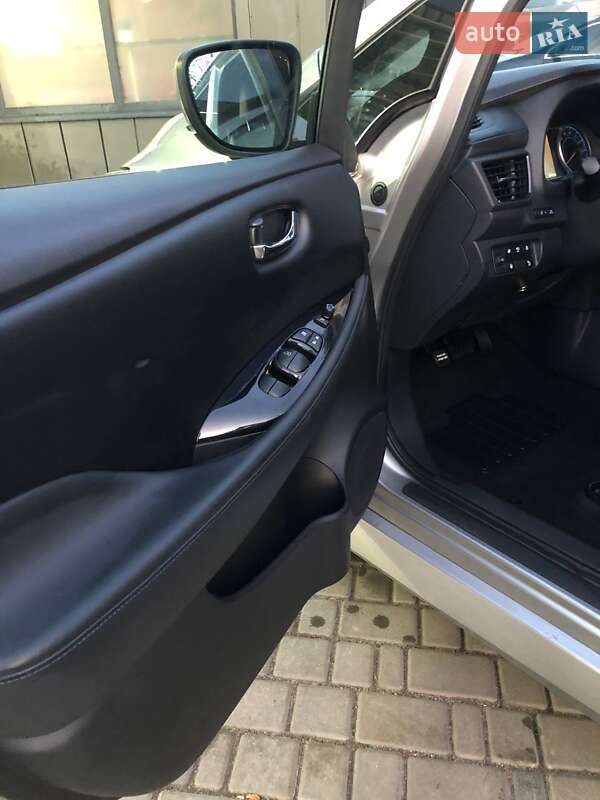 Хэтчбек Nissan Leaf 2021 в Звягеле