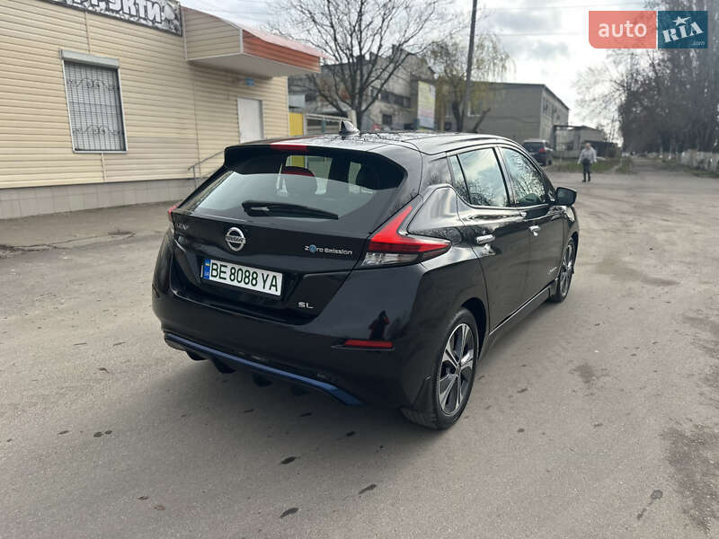 Хэтчбек Nissan Leaf 2018 в Первомайске