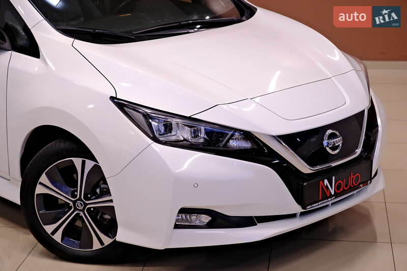 Хетчбек Nissan Leaf 2019 в Одесі