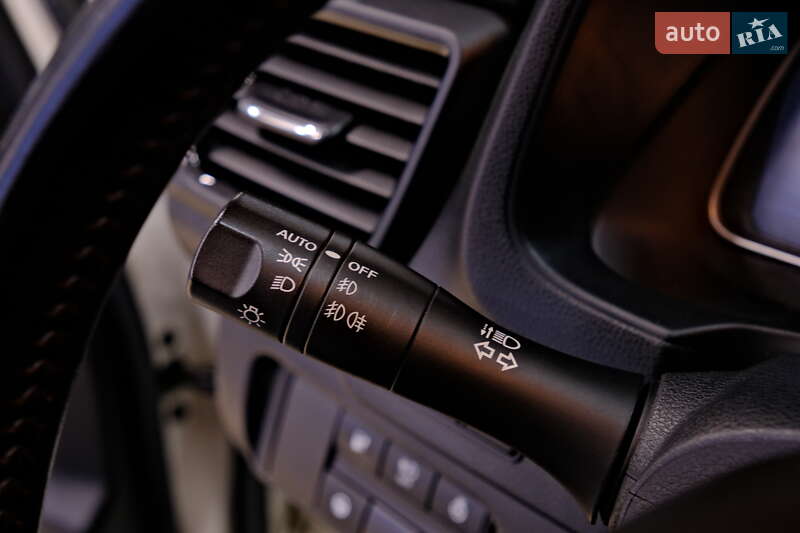 Хетчбек Nissan Leaf 2019 в Одесі