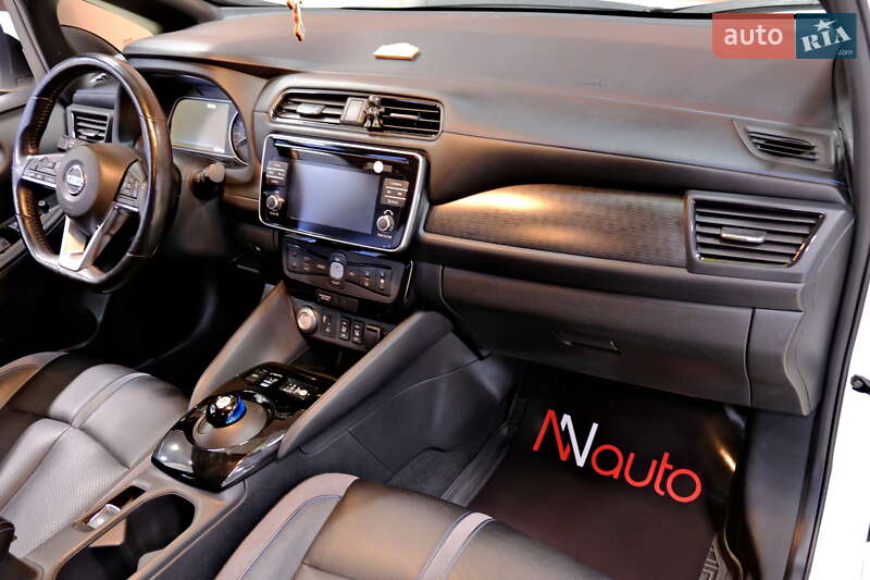 Хетчбек Nissan Leaf 2019 в Одесі