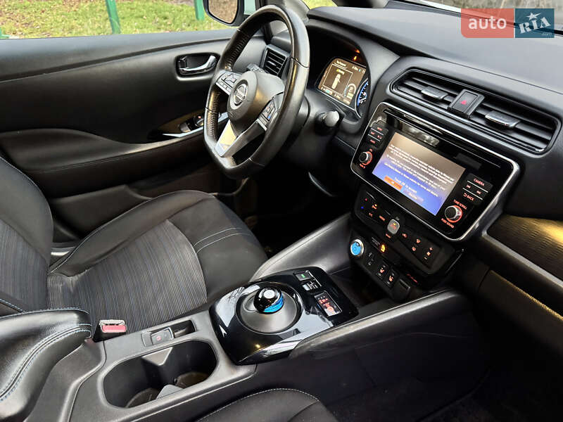 Хэтчбек Nissan Leaf 2018 в Киеве фото 30 Хэтчбек Nissan Leaf 2018 в Киеве