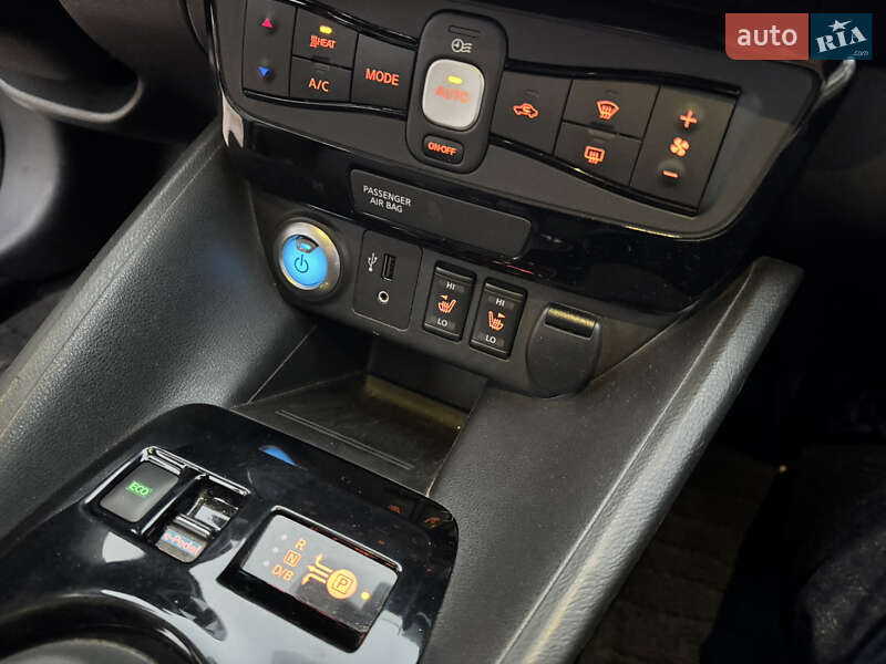 Хэтчбек Nissan Leaf 2018 в Киеве фото 45 Хэтчбек Nissan Leaf 2018 в Киеве