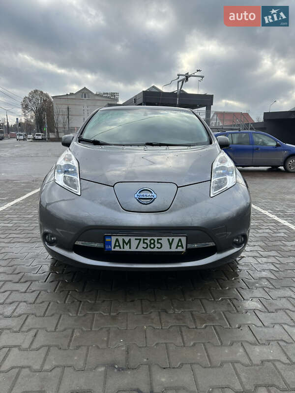 Хэтчбек Nissan Leaf 2013 в Житомире