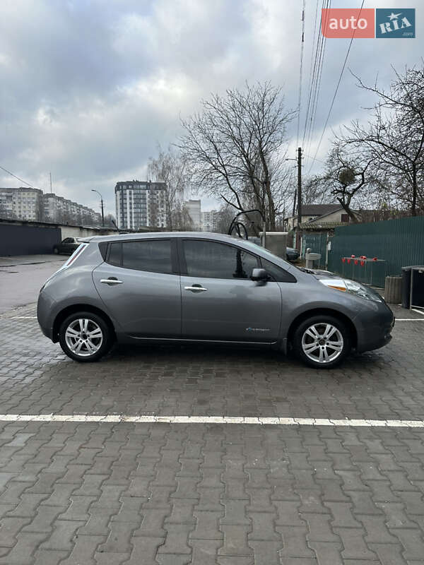 Хэтчбек Nissan Leaf 2013 в Житомире