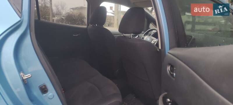 Хэтчбек Nissan Leaf 2012 в Ивано-Франковске
