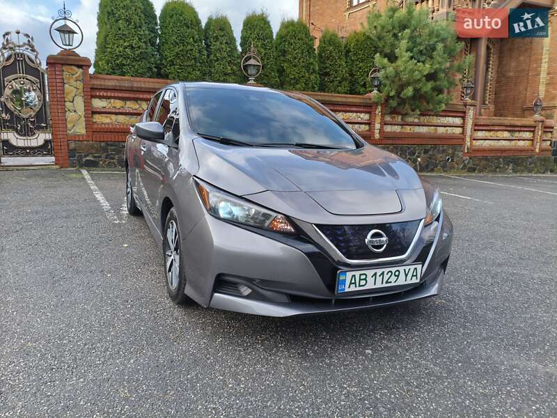 Хетчбек Nissan Leaf 2021 в Вінниці