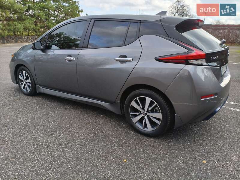 Хетчбек Nissan Leaf 2021 в Вінниці